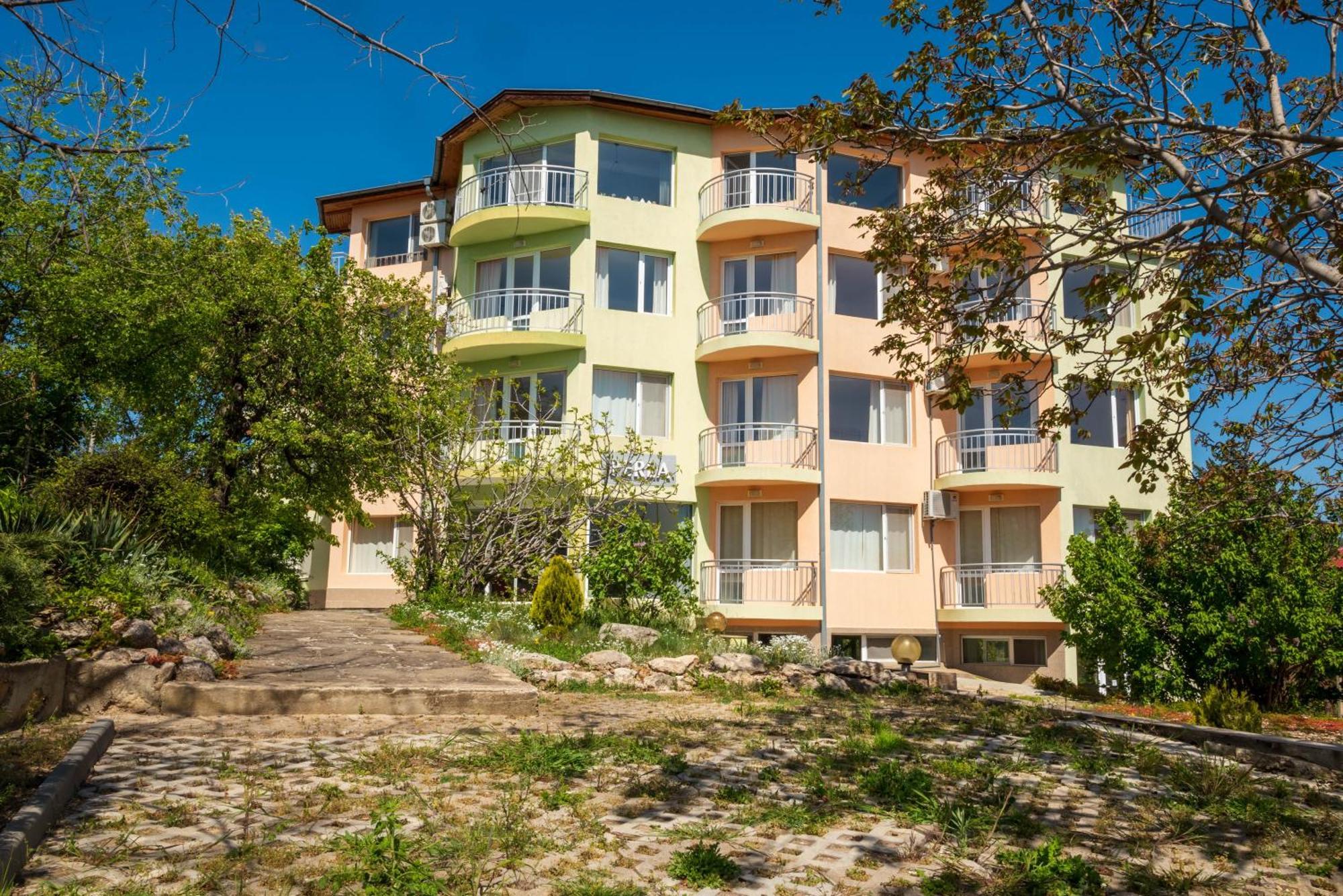 גולדן סנדס Family Hotel Perla מראה חיצוני תמונה