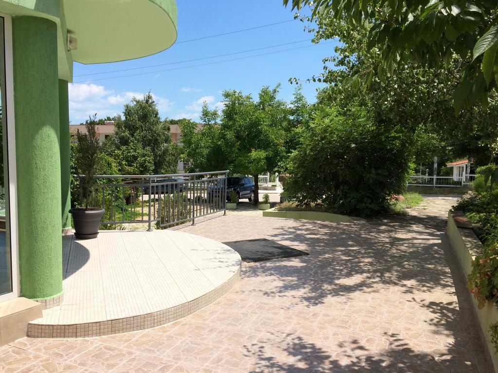 גולדן סנדס Family Hotel Perla מראה חיצוני תמונה